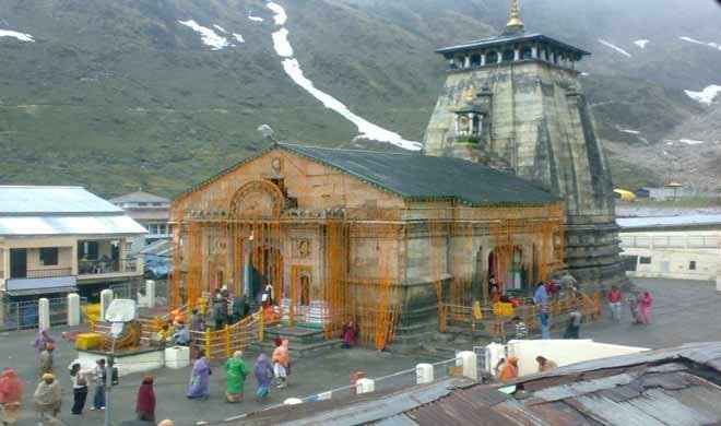 शंकराचार्य द्वारा र्निमित शिवजी का केदारनाथ धाम